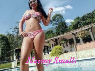 Naomy_Smalls