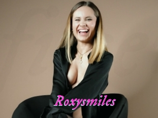 Roxysmiles