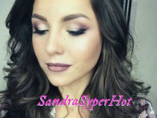 SandraSyperHot