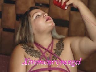 Xtremcurvyangel